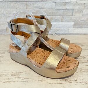 KORK EASE Yadira Soft Gold Metallic Leather Strappy Wedge Sandals Size 7M New